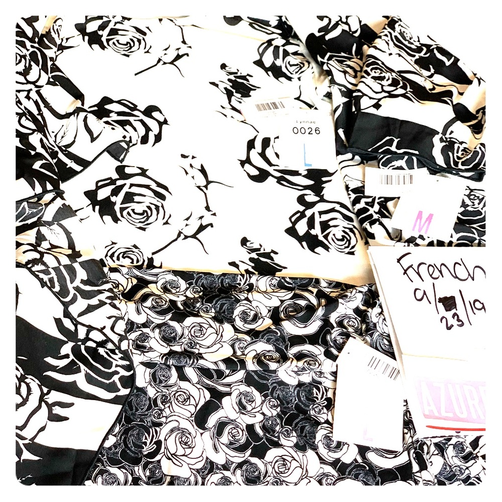 LULAROE SCRIBBLE ROSE LULASUIT